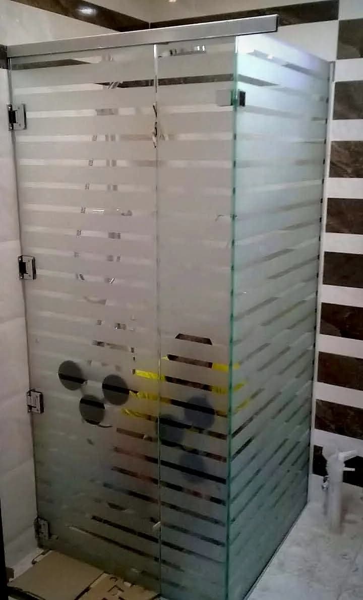 Striped Corner Shower